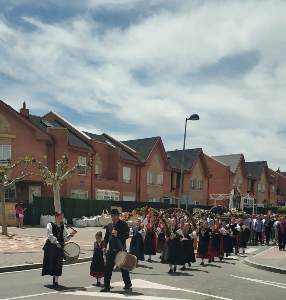 Llegada a la plaza del Alguacil